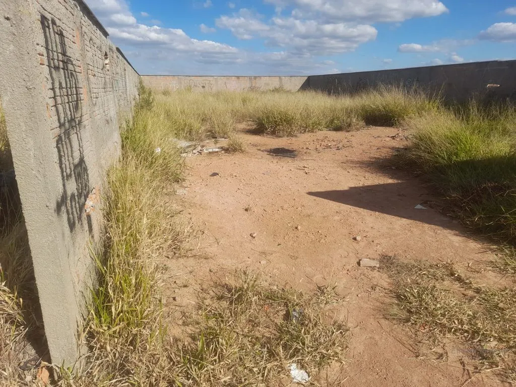 Imagem Terreno à Venda com ótima topografia no bairro montreal, Poços de Caldas - MG