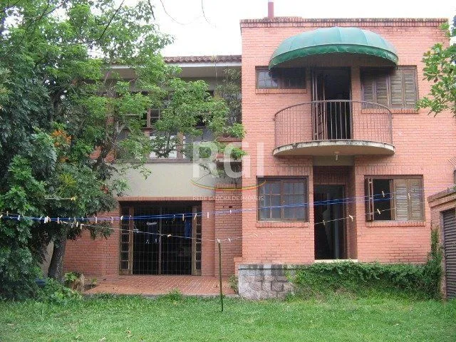 Imagem Casa para Venda - 260m², 3 dormitórios, sendo 1 suites, 7 vagas - Nonoai