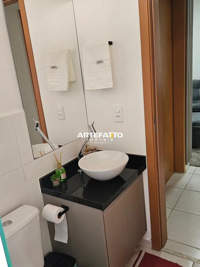 Imagem Vende-se Apartamento Mobiliado no Condomínio Collis