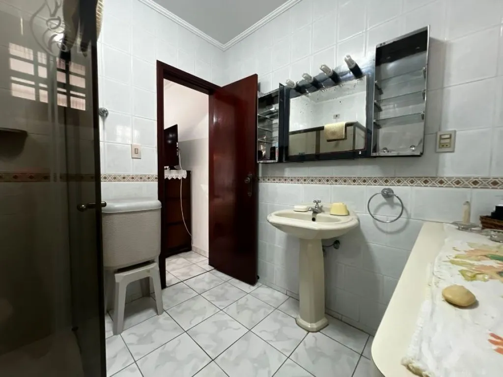 Imagem CASA COM 389,00 m² - FLÓRIDA - PRAIA GRANDE SP