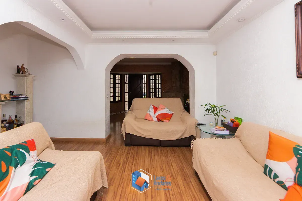 Imagem Casa para venda em Bosque da Saúde com 6 quartos, sendo 3 suítes, 513m²