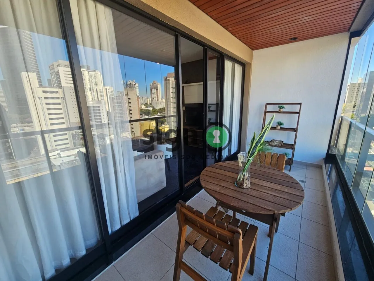 Imagem Apartamento mobiliado para alugar no Condomínio Limited Funchal