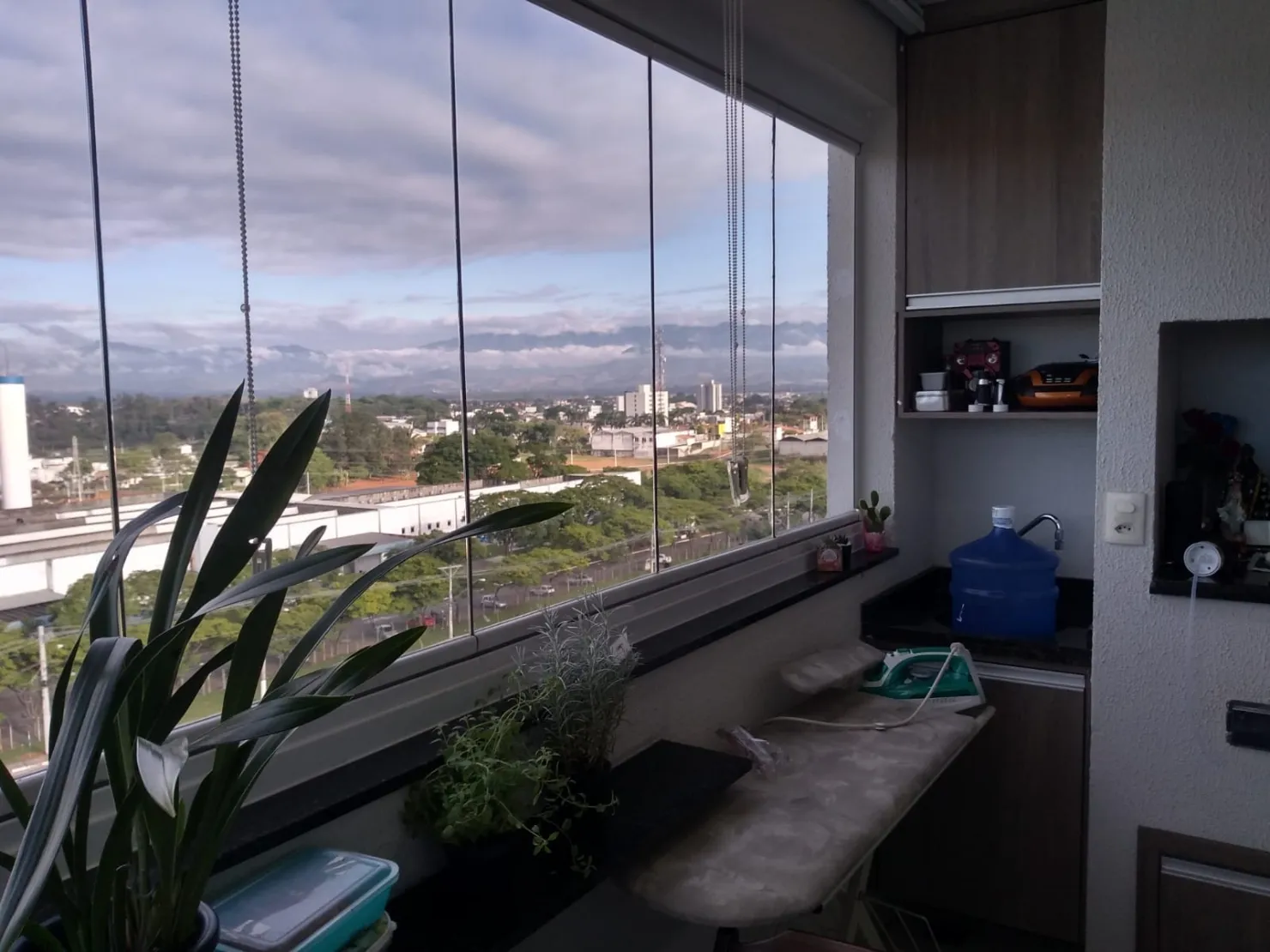 Foto do imóvel Apartamento à venda 2 Quartos, 1 Suite, 1 Vaga, 70M², Bela Vista, Pindamonhangaba - SP | Edifício New Way Tower