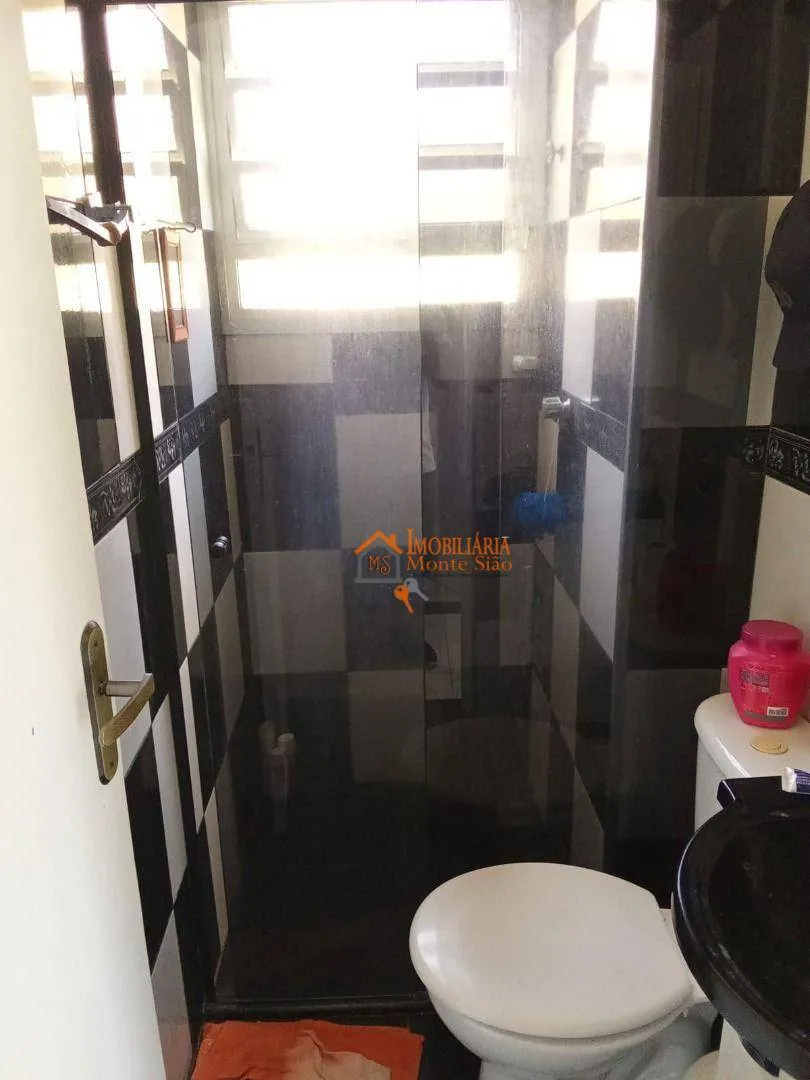 Imagem Apartamento com 2 dormitórios à venda, 70 m² por R$ 235.000,00 - Vila Carmela I - Guarulhos/SP
