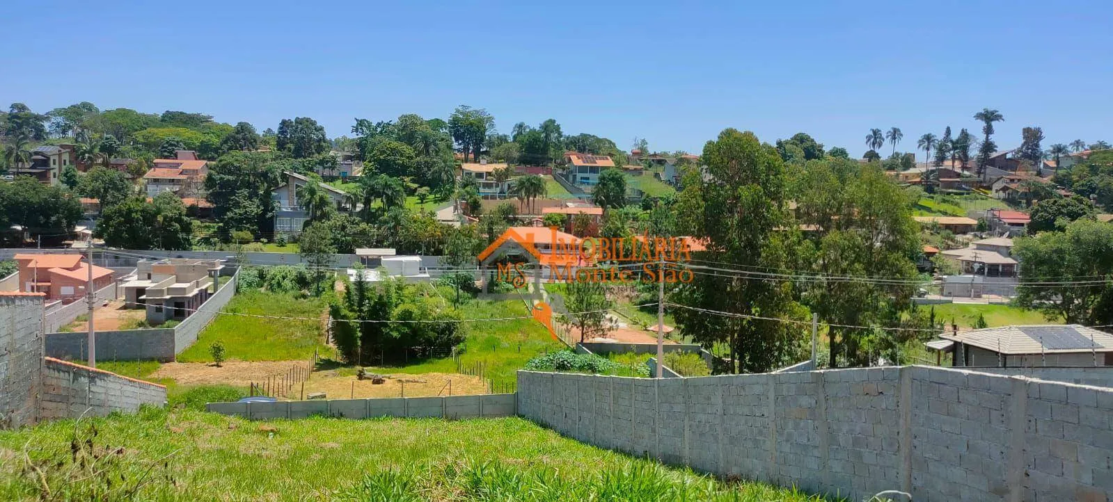 Imagem Terreno à venda, 1118 m² por R$ 400.000,00 - Pinheirinho - Atibaia/SP