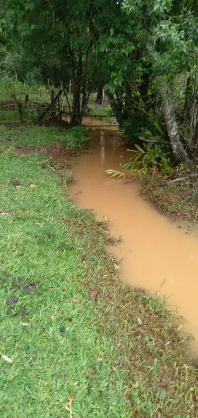 Imagem Vendo um belíssimo sítio em Crucilândia/MG, com 15.000 m² de terreno