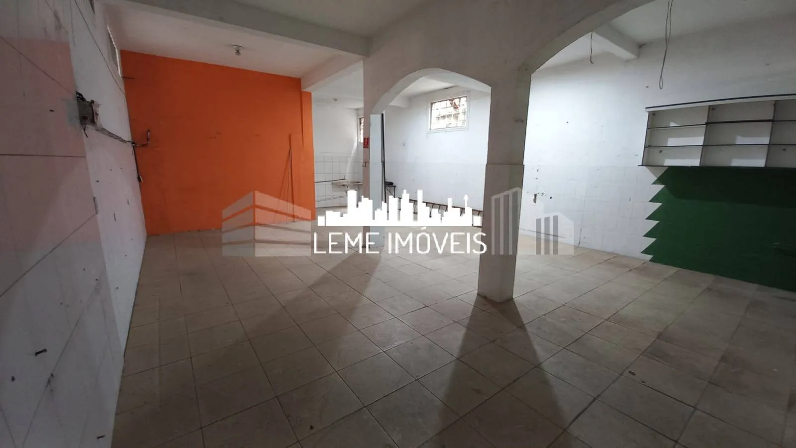 Imagem IMOVEL PARA RENDA COM SALÃO COMERCIAL