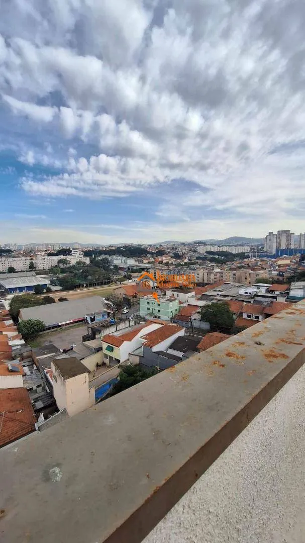 Imagem Apartamento Duplex com 2 dormitórios à venda, 60 m² por R$ 262.000,00 - Cocaia - Guarulhos/SP