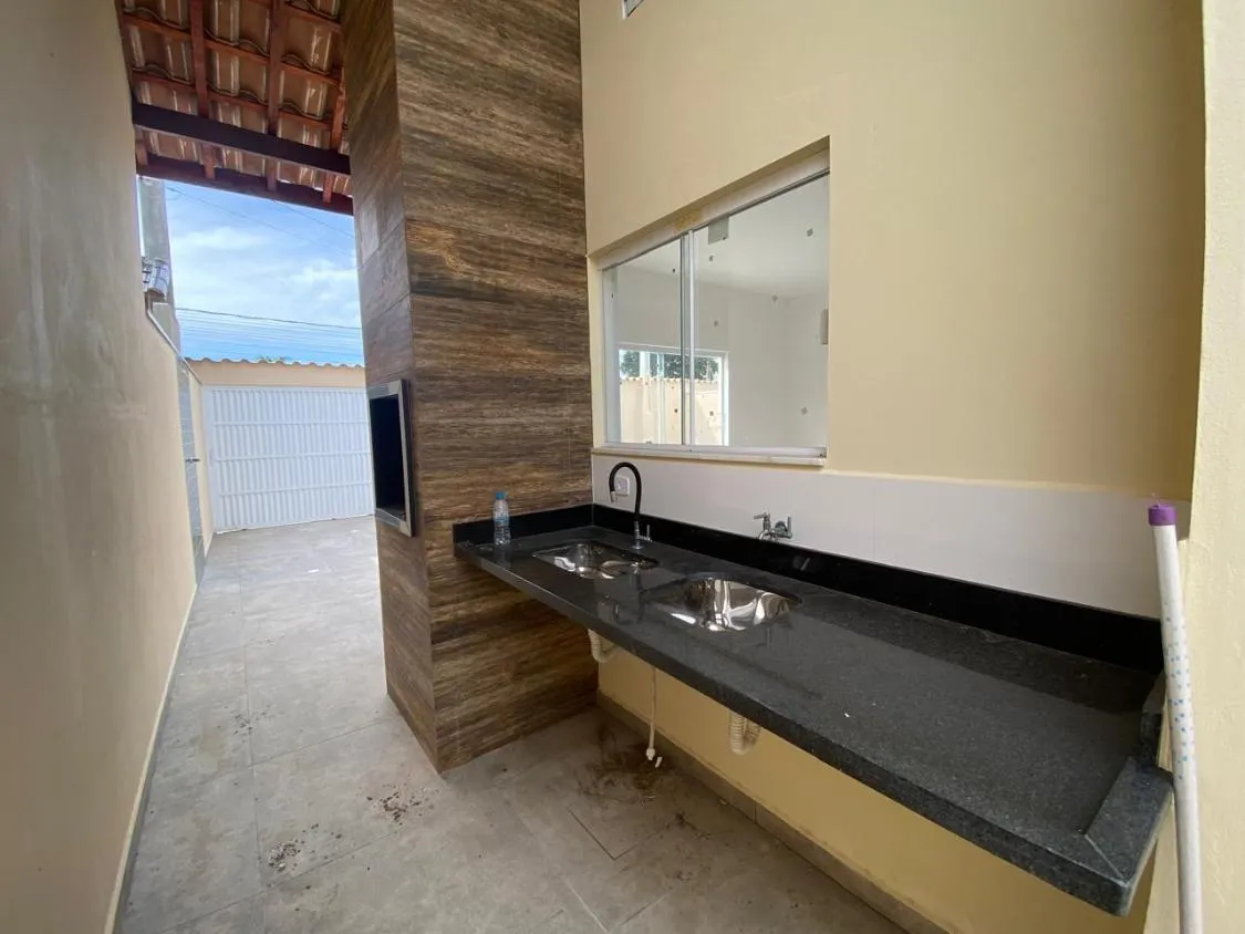 Imagem LINDA CASA NOVA COM PISCINA A 700 METROS DO MAR NO CIBRATEL II