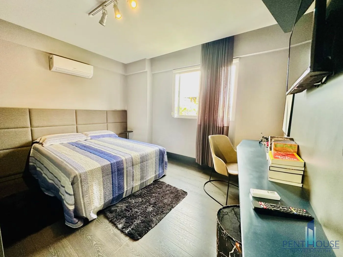 Imagem Apartamento com Terraço para Venda em Balneário Camboriú, CENTRO, 3 dormitórios, 1 suíte, 2 banheiros, 1 vaga