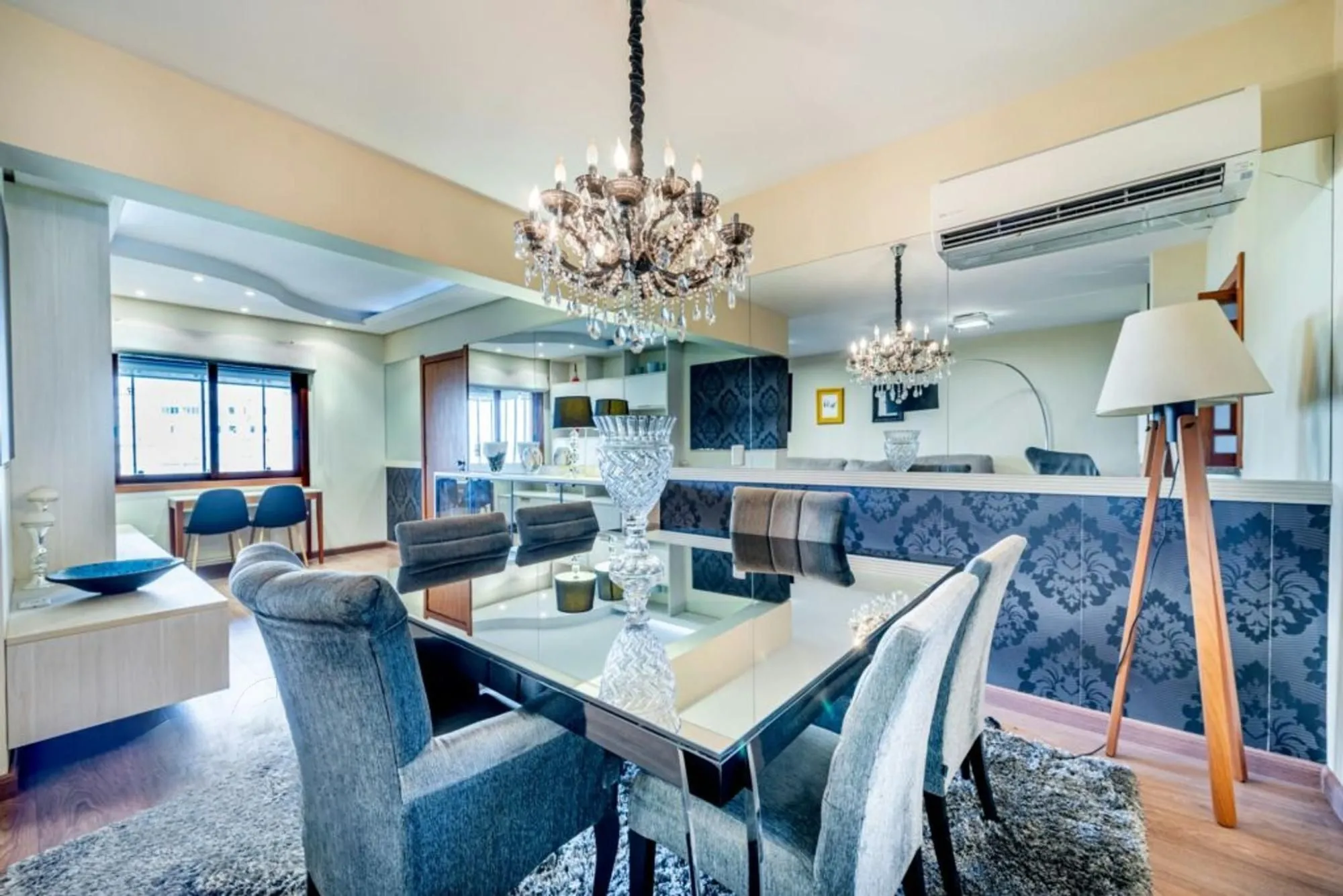 Imagem Apartamento à venda em Petrópolis com 153 m², 2 quartos, 1 suíte, 2 vagas