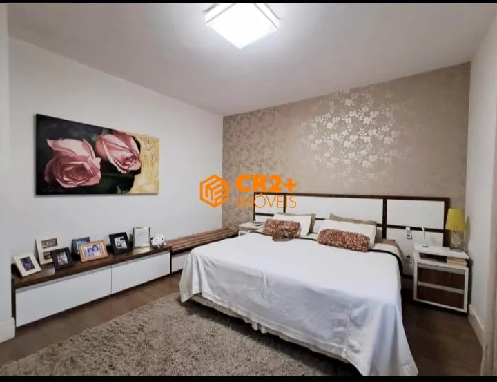 Imagem Vendo casa alto padrão 03 quartos 01 suíte 04 vagas de garagem em Taubaté/ São P