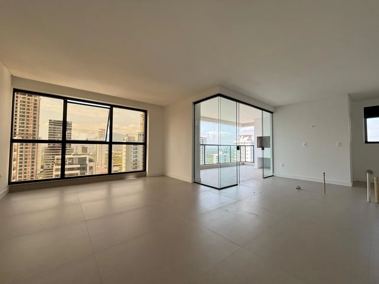 Imagem Apartamento à venda com 130.22m2 por R$ 1.950.000,00