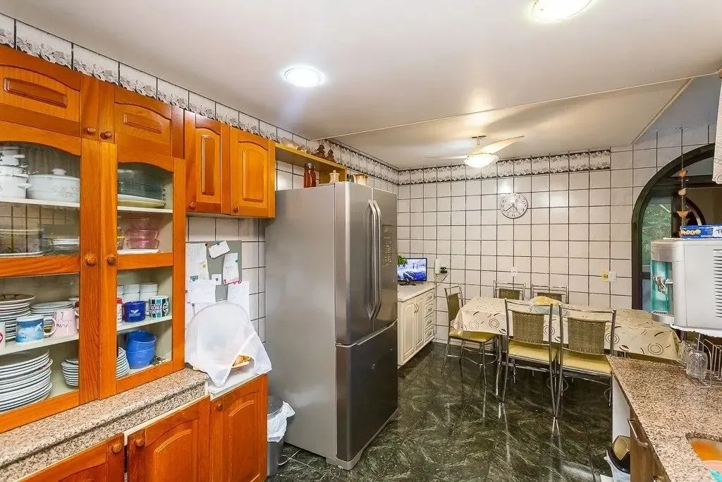 Imagem Casa espaçosa com 6 dormitórios e vista incrível no Cristo Redentor