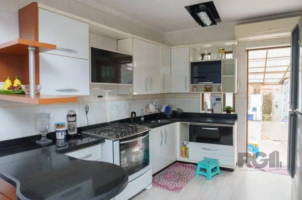 Imagem Casa 164m², 3 dormitórios, 3 vagas no bairro Jardim Carvalho