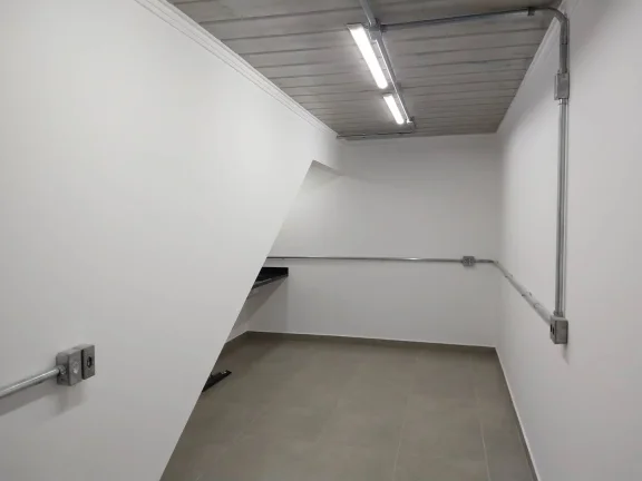 Imagem Galpão comercial completo para sua empresa crescer com estrutura.