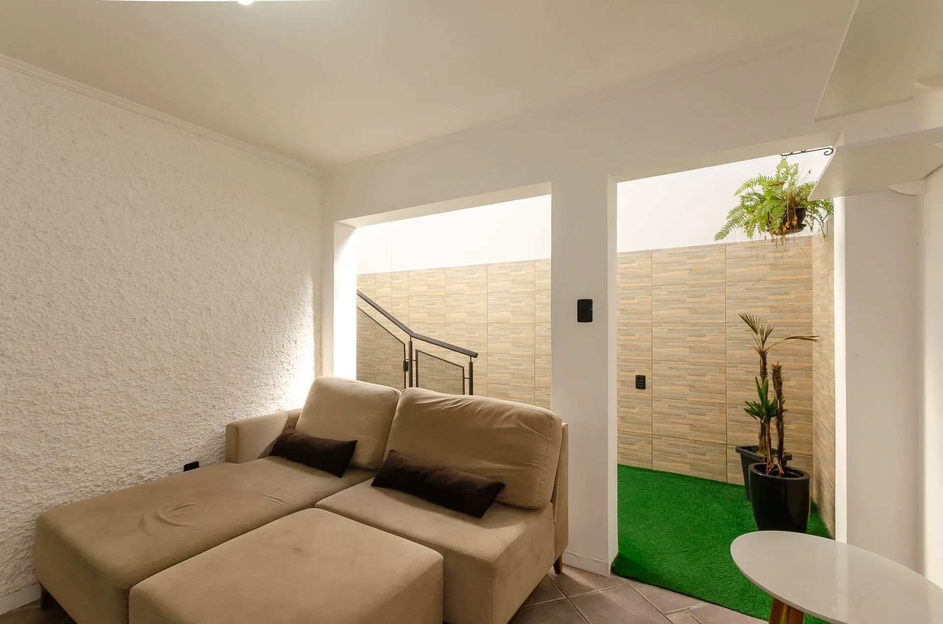 Imagem Casa no Bairro Glória - 4 dormitórios
