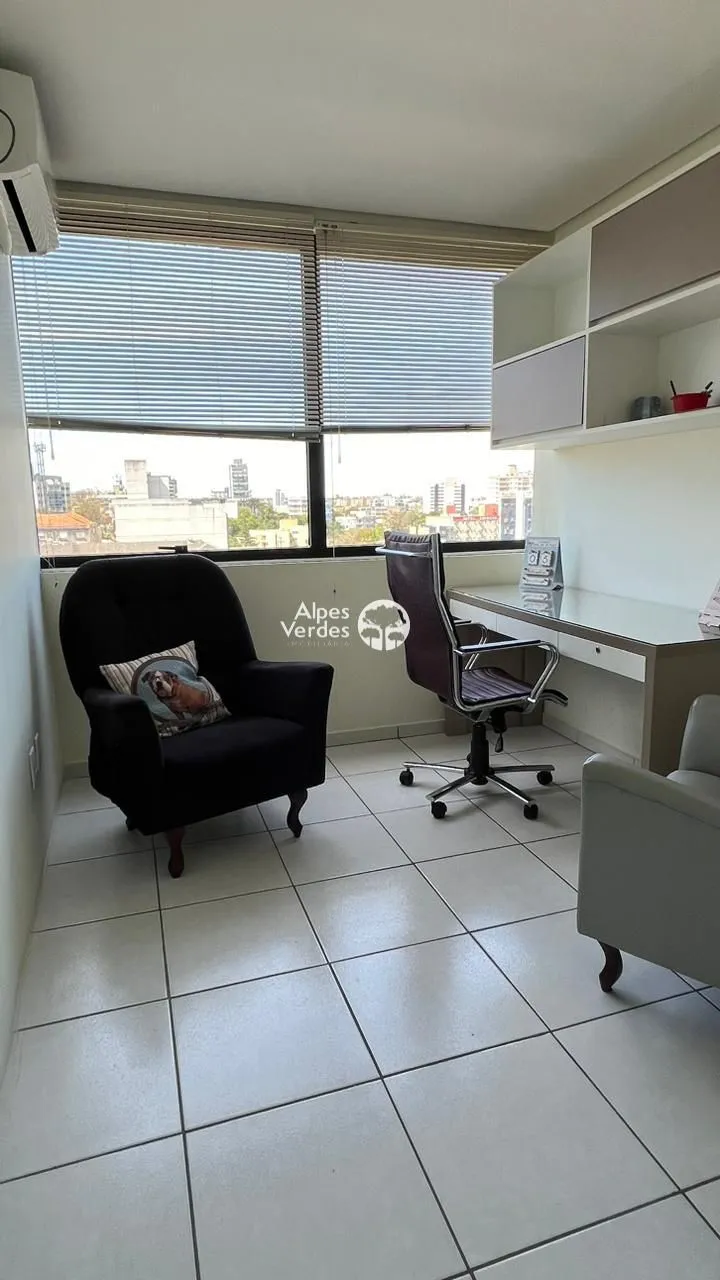 Imagem Sala à Venda em Centro, Canoas - RS