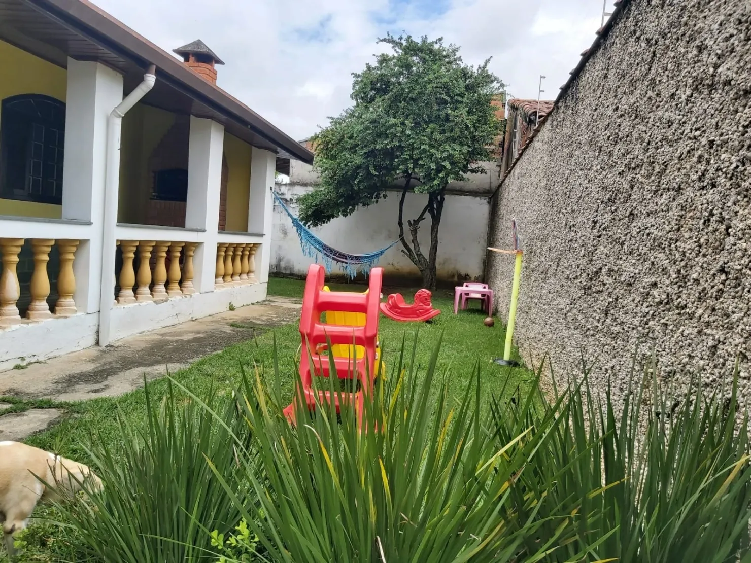 Imagem Casa à venda 2 Quartos, 6 Vagas, 300M², Vila Bela, Taubaté - SP