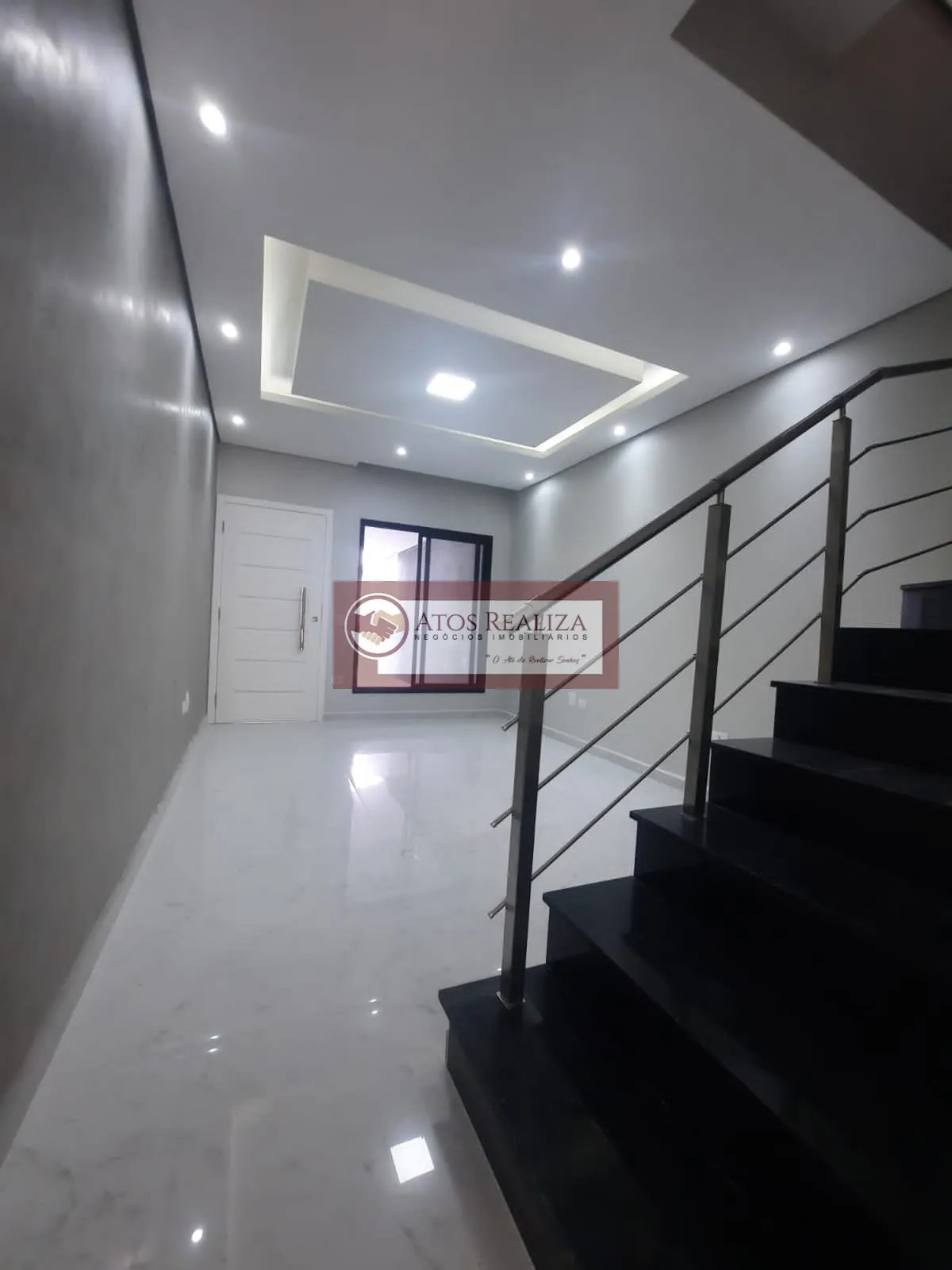 Imagem Vendo Oportunidade na região de Marajoara. Vendo 3 Lindos Novos Sobrados em Campo Grande Região de Marajoara, 120m2 de Área útil, São 3 Dormitórios, 1 Suíte, Escritório, 2 Vagas, Cozinha integrada a Churrasqueira, Rua sem Saída, fechada e restrita aos mor
