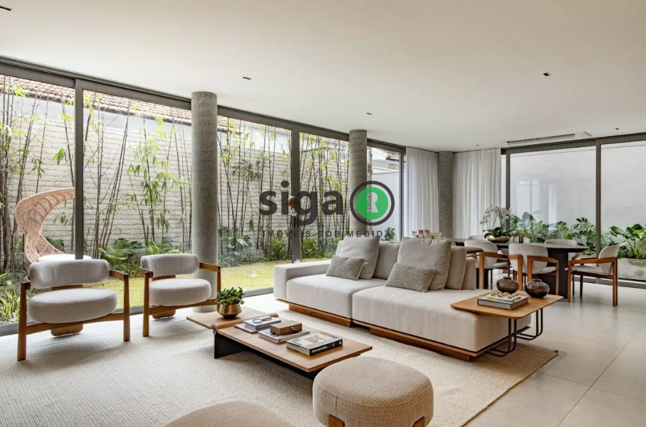 Foto do imóvel Casa em Condomínio Mobiliada para venda no Jardim Europa 03 suítes, São Paulo - SP