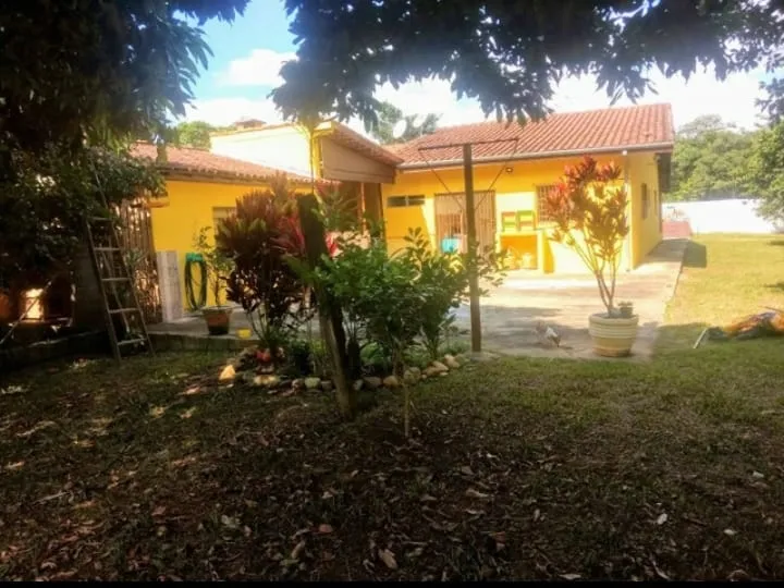 Foto do imóvel Chácara à venda 2 Quartos, 1 Suite, 2 Vagas, 530M², Parque Shangrilá, Pindamonhangaba - SP