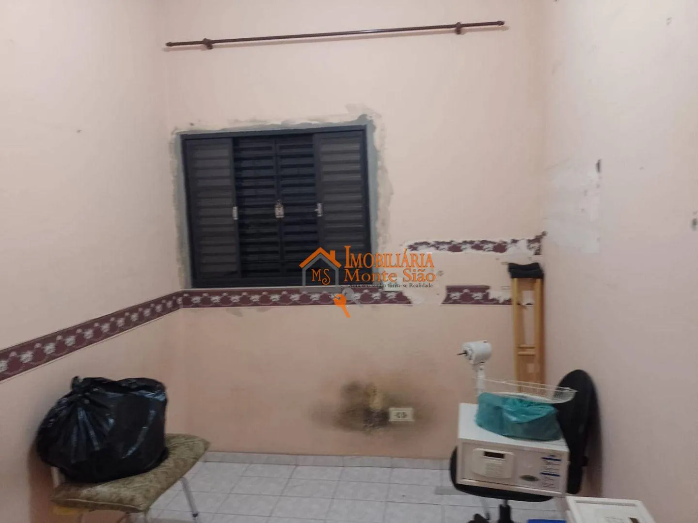 Imagem Sobrado com 2 dormitórios à venda, 147 m² por R$ 371.000,00 - Jardim Ema - Guarulhos/SP