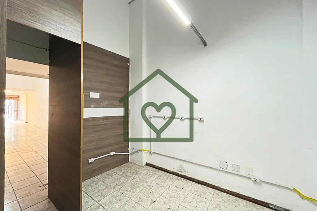 Imagem Loja comercial disponível para venda na Avenida Venâncio Aires, 210 ? Cidade Baixa Com 68,3m² de ...