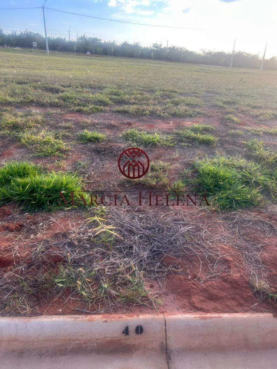Imagem Terreno em Condomínio à venda, no Terras da Fazenda Paulínia em Paulínia, Jardim Flamboyant, 200m2