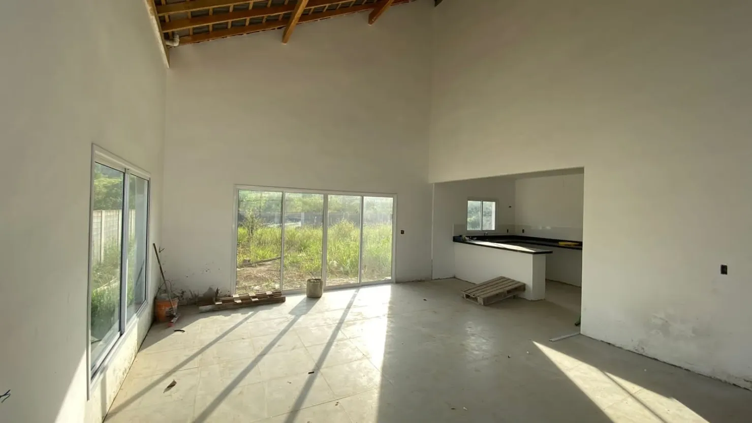 Imagem Casa à venda 3 Quartos, 1 Suite, 4 Vagas, 1025M², Condominio Village da Serra, Tremembé - SP | Condomínio Village da Serra