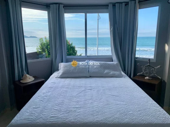 Imagem Casa Frente Mar à venda Praia Bombas Bombinhas SC