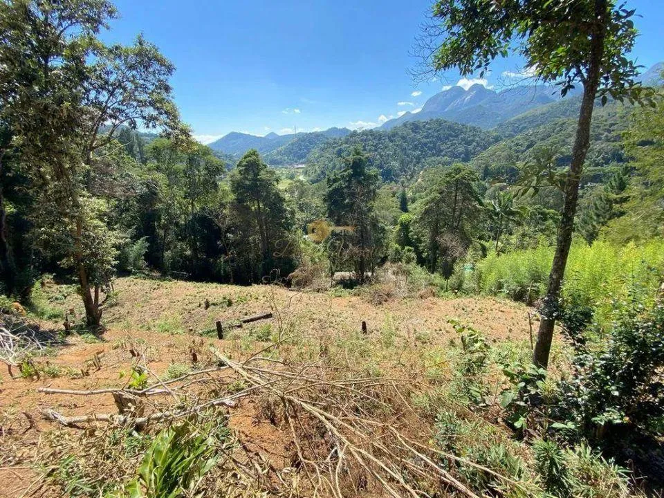 Foto do imóvel Terreno para Venda em Teresópolis / RJ em Estrada Vale do Agrião
