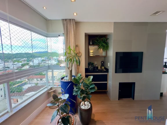 Foto do imóvel Apartamento Zona Central para Venda em Balneário Camboriú, CENTRO, 3 dormitórios, 1 suíte, 2 banheiros, 2 vagas em Rua 3122