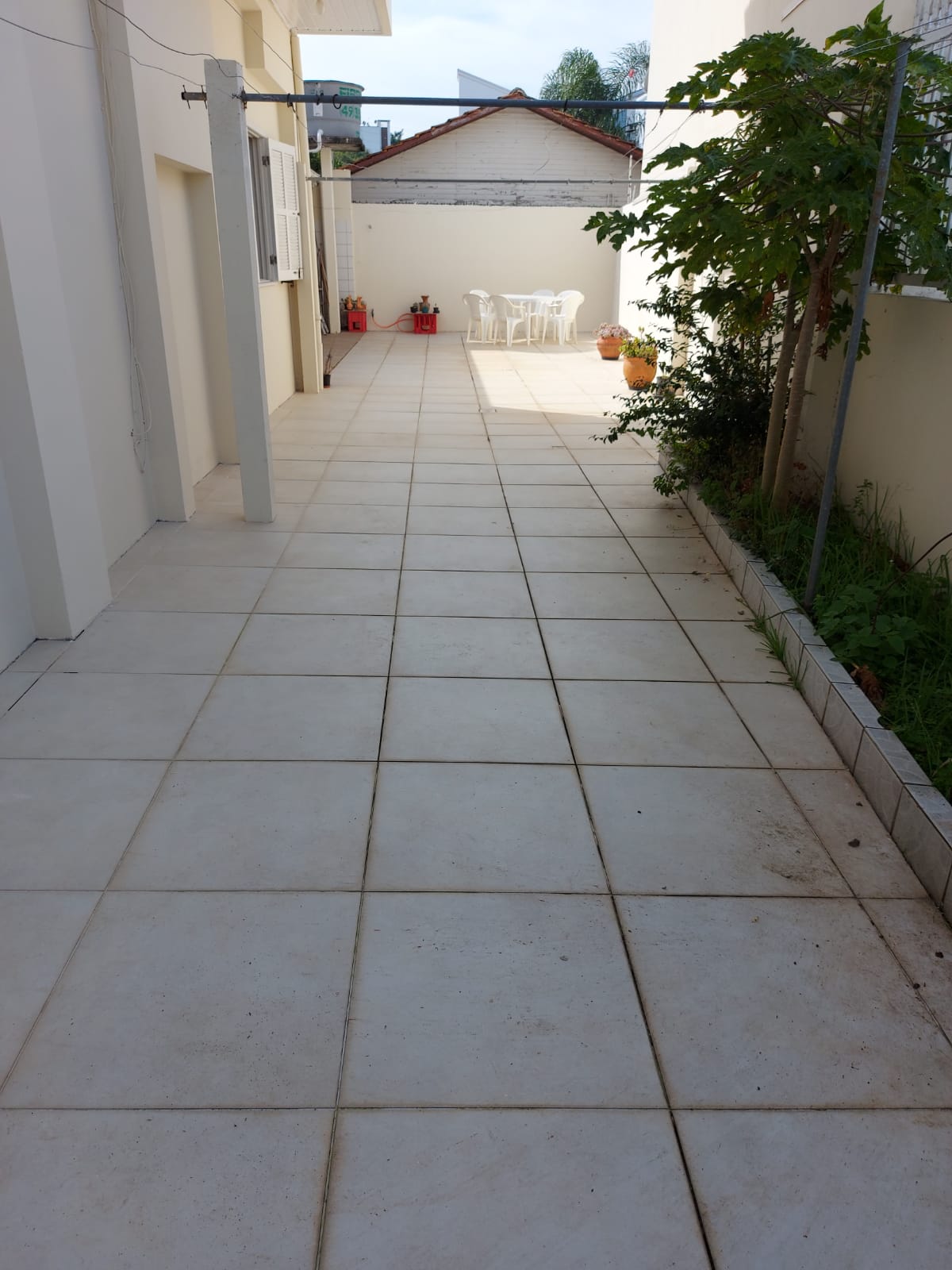 Imagem Casa com 4 Quartos à Venda, 330 m² em Coqueiros - Florianópolis