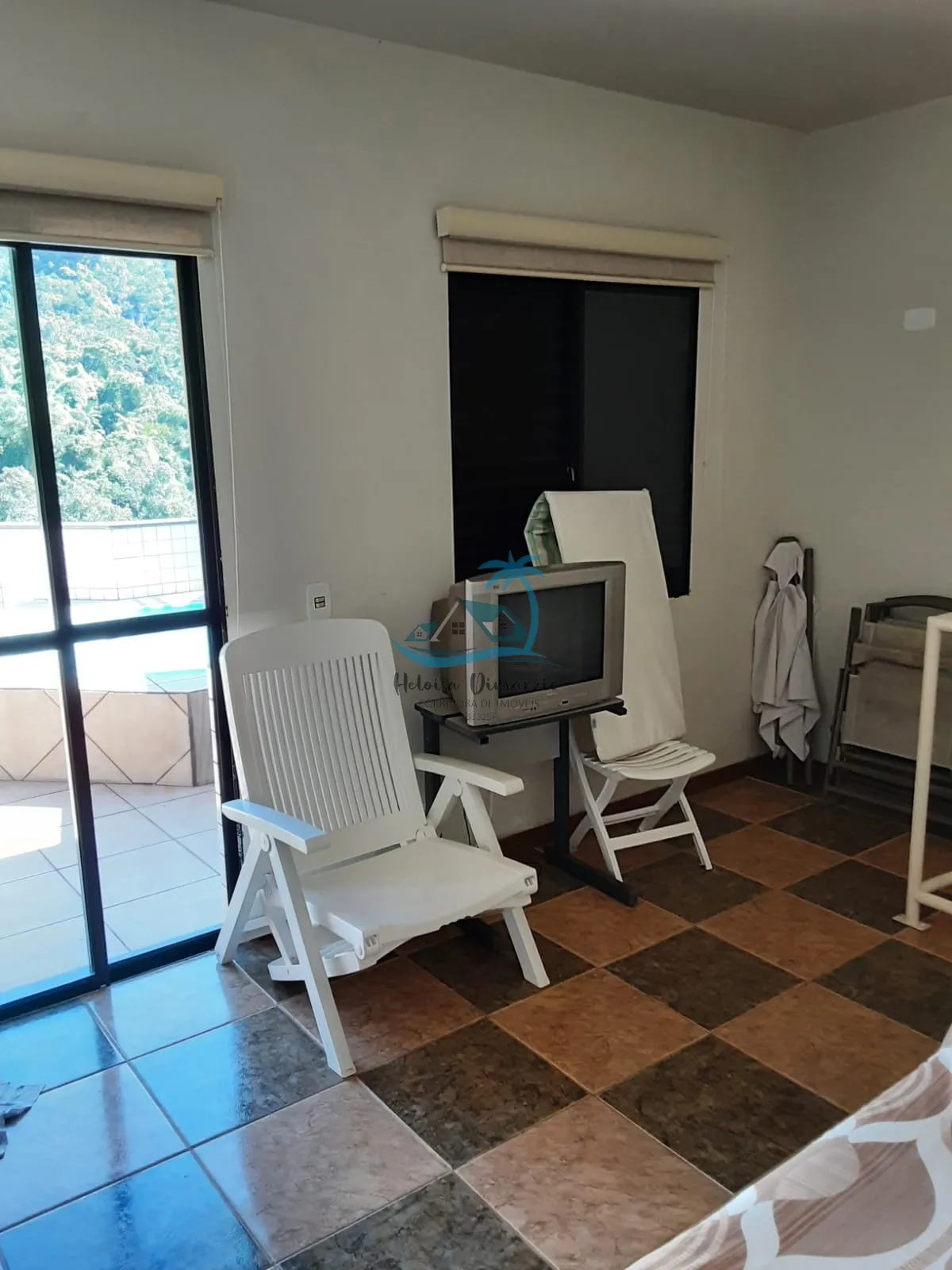 Imagem Cobertura duplex com piscina privativa à venda na Praia das Toninhas em Ubatuba