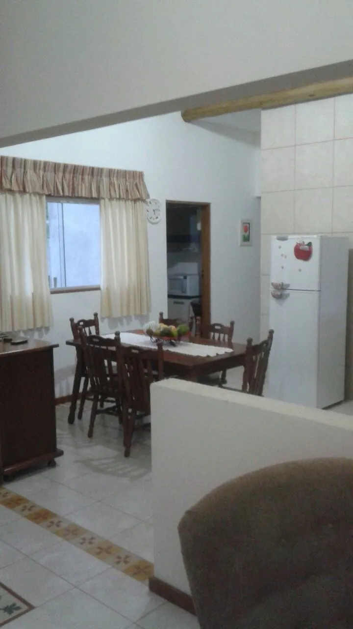 Imagem Chácara à venda 2 Quartos, 1 Suite, 4 Vagas, 2000M², Colméia, Pindamonhangaba - SP