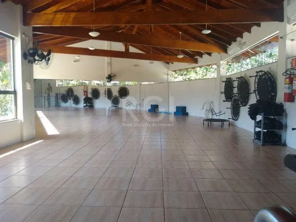 Imagem Casa Condominio para Venda - 480m², 3 dormitórios, sendo 2 suites, 2 vagas - Elsa