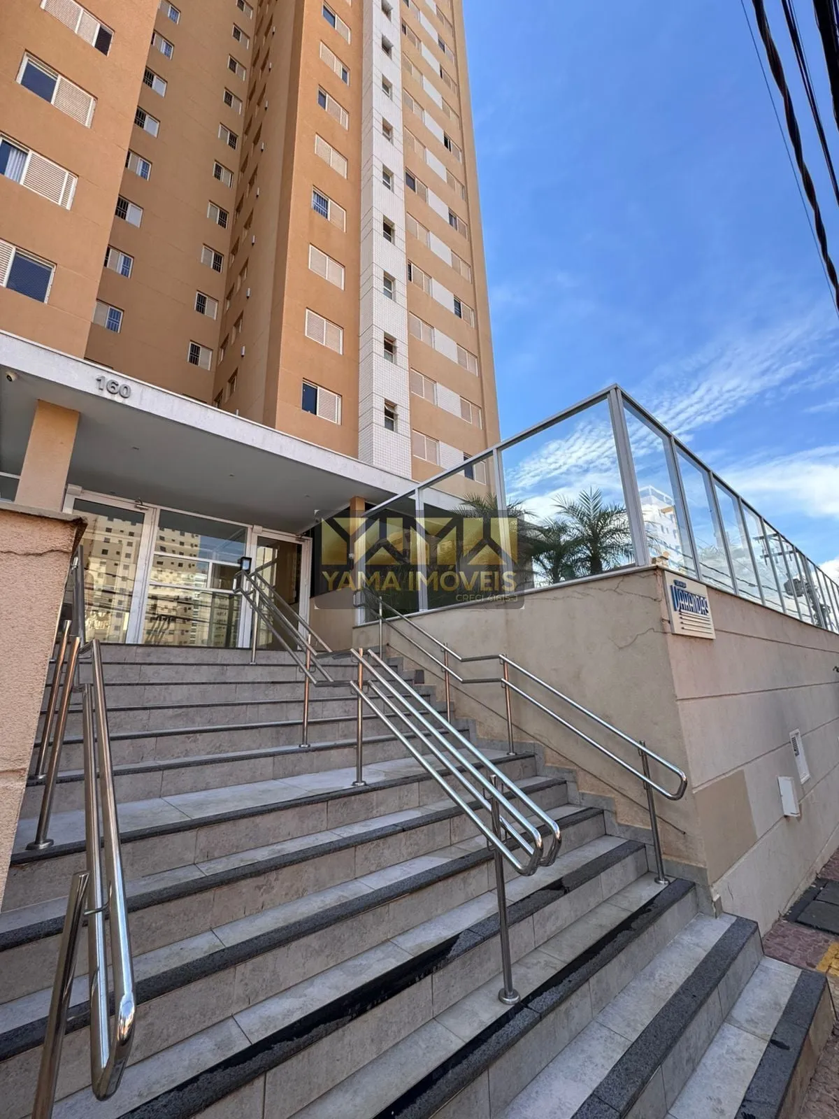 Foto do imóvel Edifício Solar das Varandas - Apartamento à venda em Rua Canesin