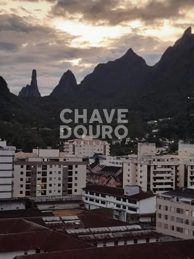 Imagem Loft a venda junto à Faculdade no Alto em Teresópolis RJ!