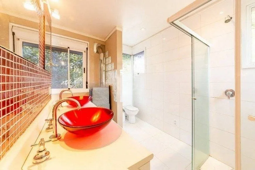 Imagem Casa à venda com 2 quartos, 255m² Rua CORONEL GOMES DE CARVALHO, Sétimo Céu, Porto Alegre