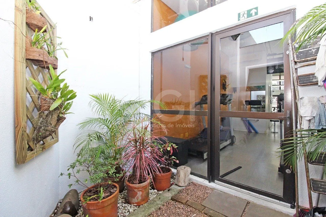 Imagem Casa Comercial para Venda - 68.58 Auxiliadora, Porto Alegre/RS