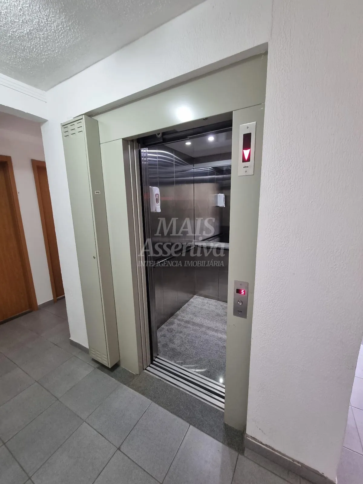 Imagem Apartamento semimobiliado para venda bairro São José em Canoas