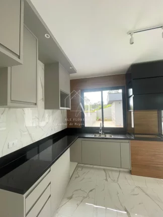 Imagem Casa com 3 dormitorios em Condominio - Bragança Paulista