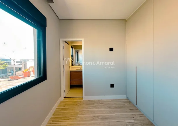 Imagem Maravilhoso Sobrado, acabamento de primeira, com 3 quartos sendo 3 suítes e a master com closet, co...