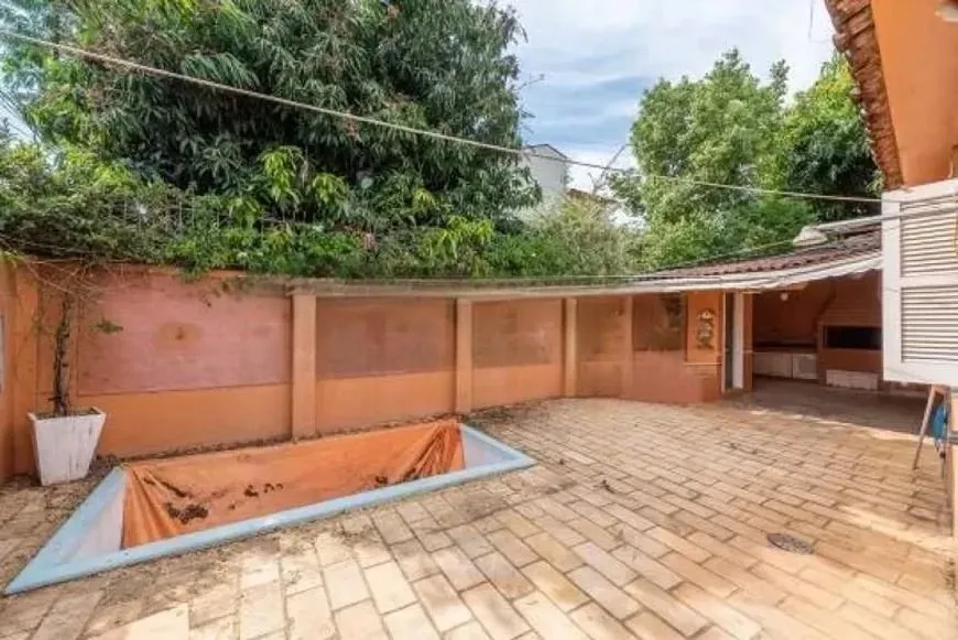 Imagem Casa térrea com piscina, jardim e 3 dormitórios Jardim Botanico