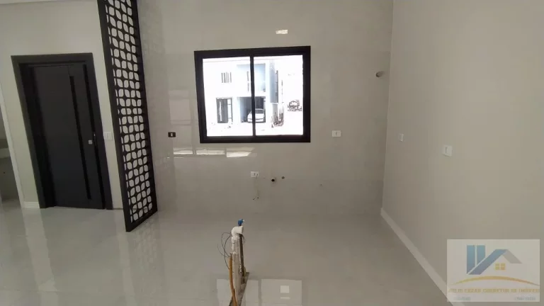 Imagem Sobrado para Venda em São José dos Pinhais, Costeira, 3 dormitórios, 1 suíte, 3 banheiros, 2 vagas