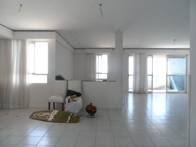 Imagem Cobertura à venda em Jaboatão dos Guararapes, Candeias, com 4 quartos, 360m2