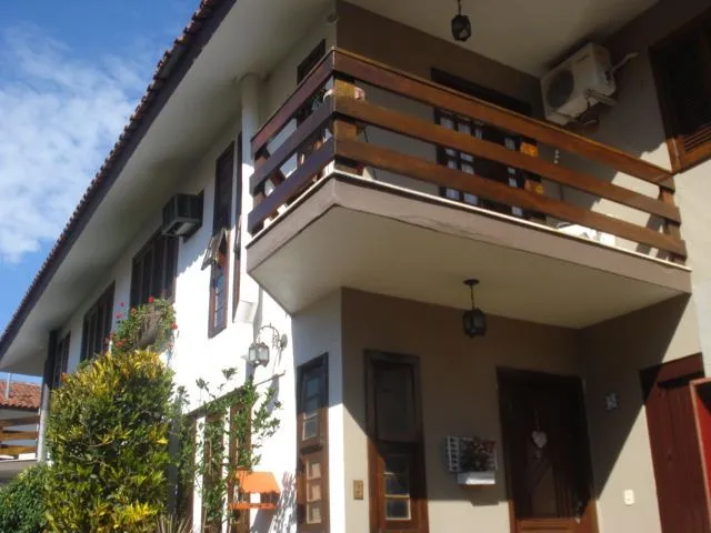 Imagem Casa em Condomínio à Venda no Bairro Tristeza - Zona Sul de Porto Alegre