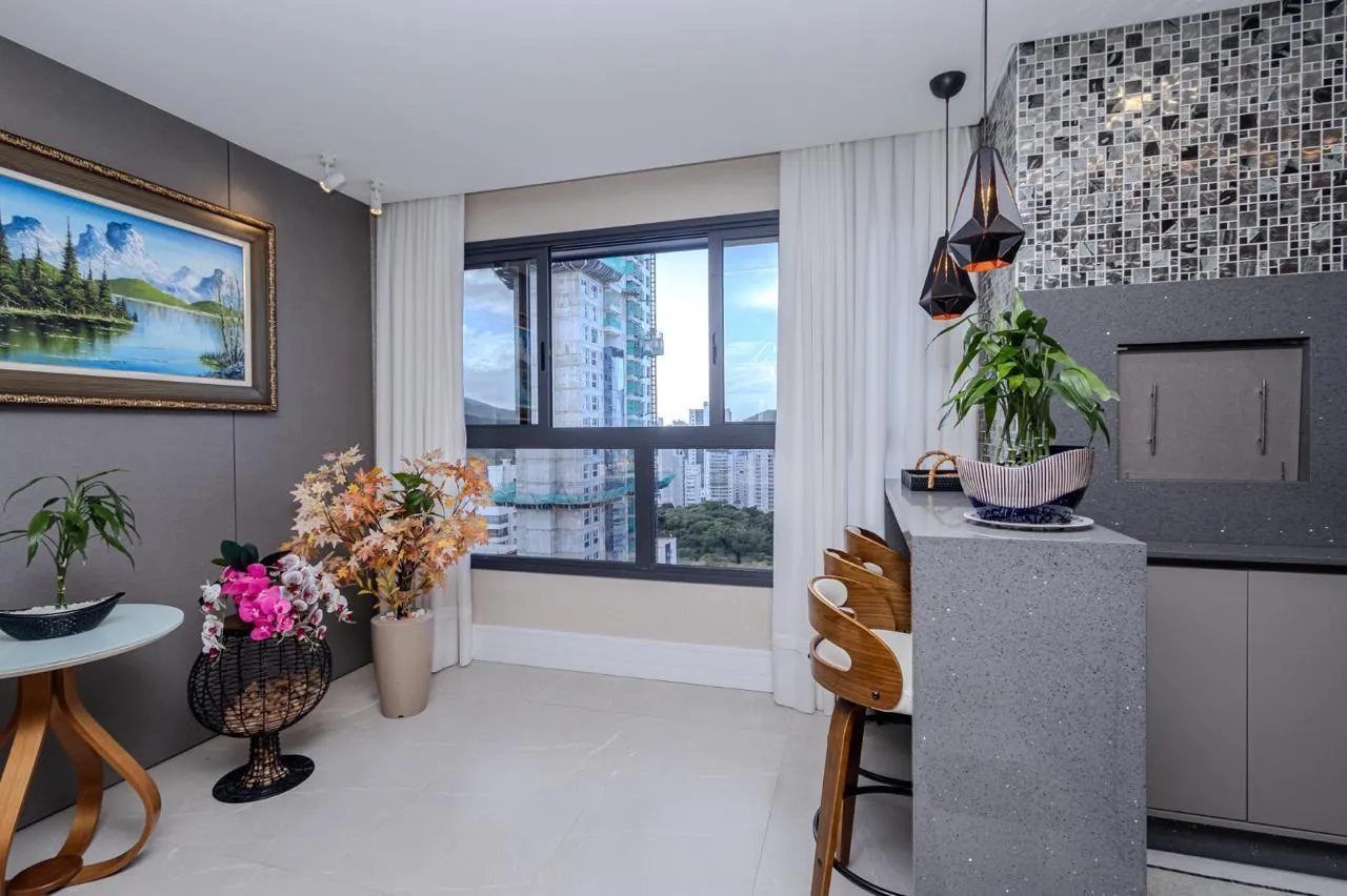 Imagem Apartamento com vista para o mar à venda com 176.8m2 por R$ 8.500.000,00