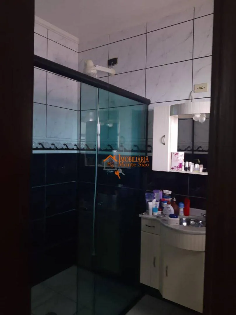 Imagem Sobrado com 3 dormitórios à venda por R$ 649.000,00 - Vila Carmela I - Guarulhos/SP